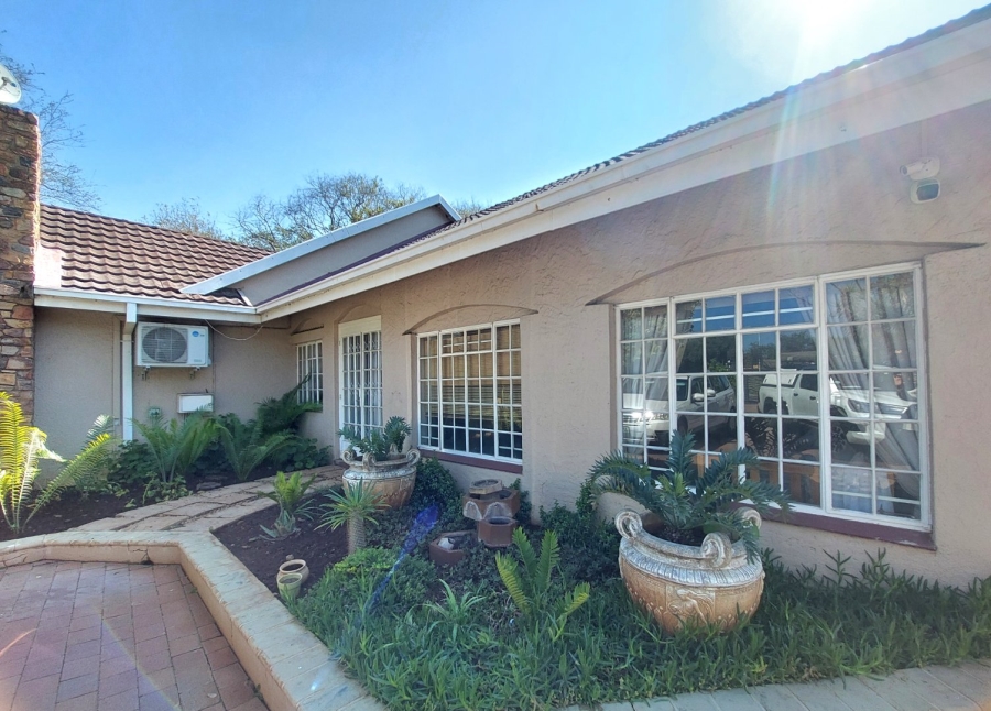 5 Bedroom Property for Sale in Brits North West